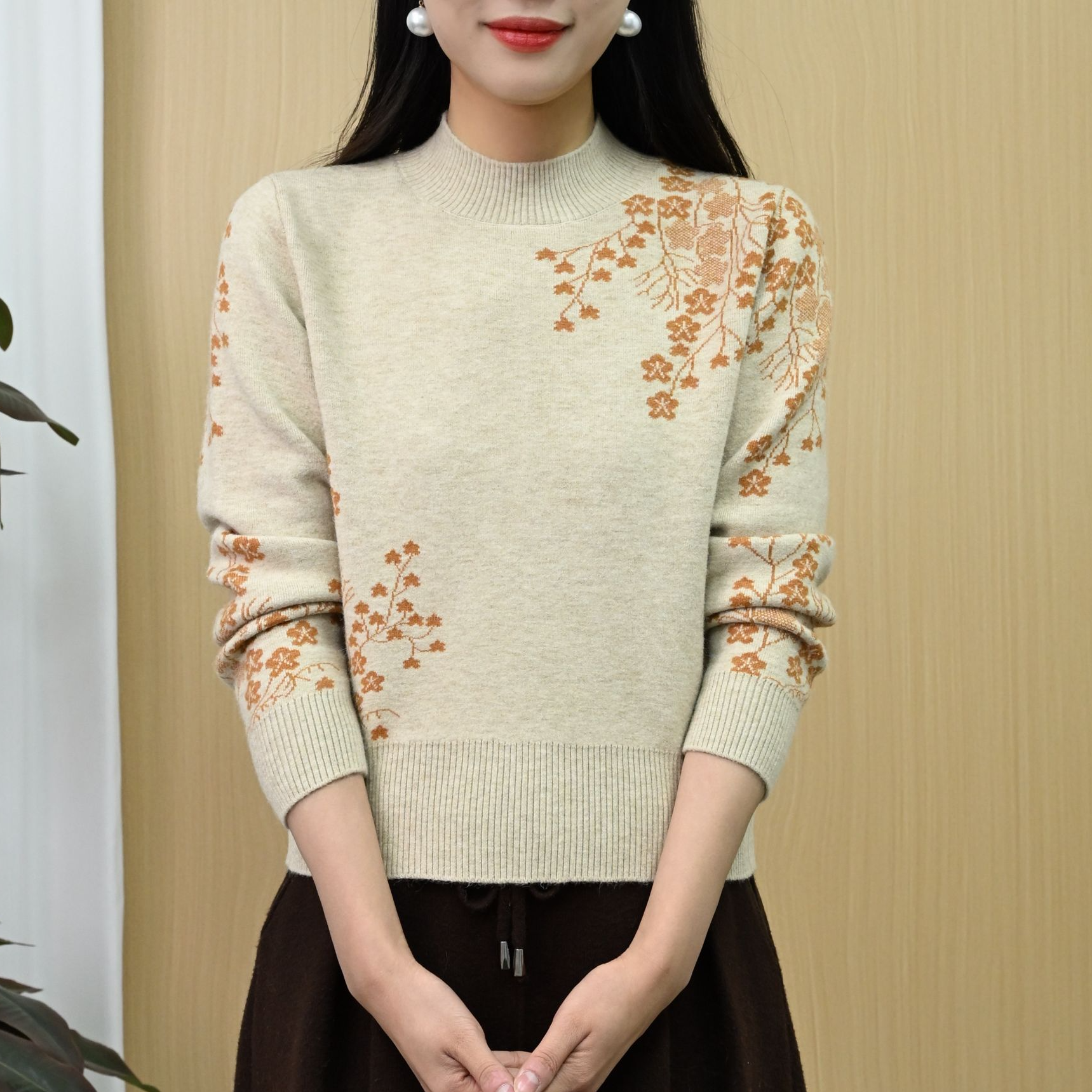 洋气2025秋冬女装半高领短款宽松提花保暖加厚内搭套头打底毛衣