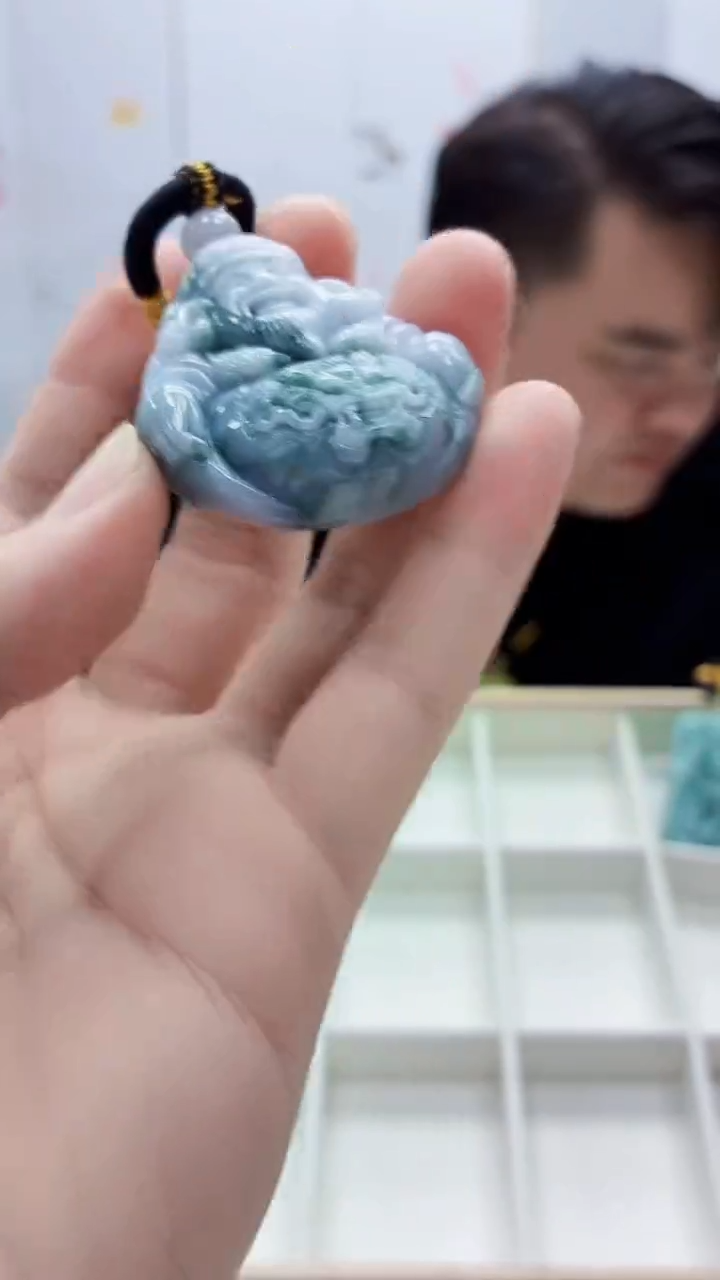 未镶嵌定制翡翠5060bb-毛货挂件64