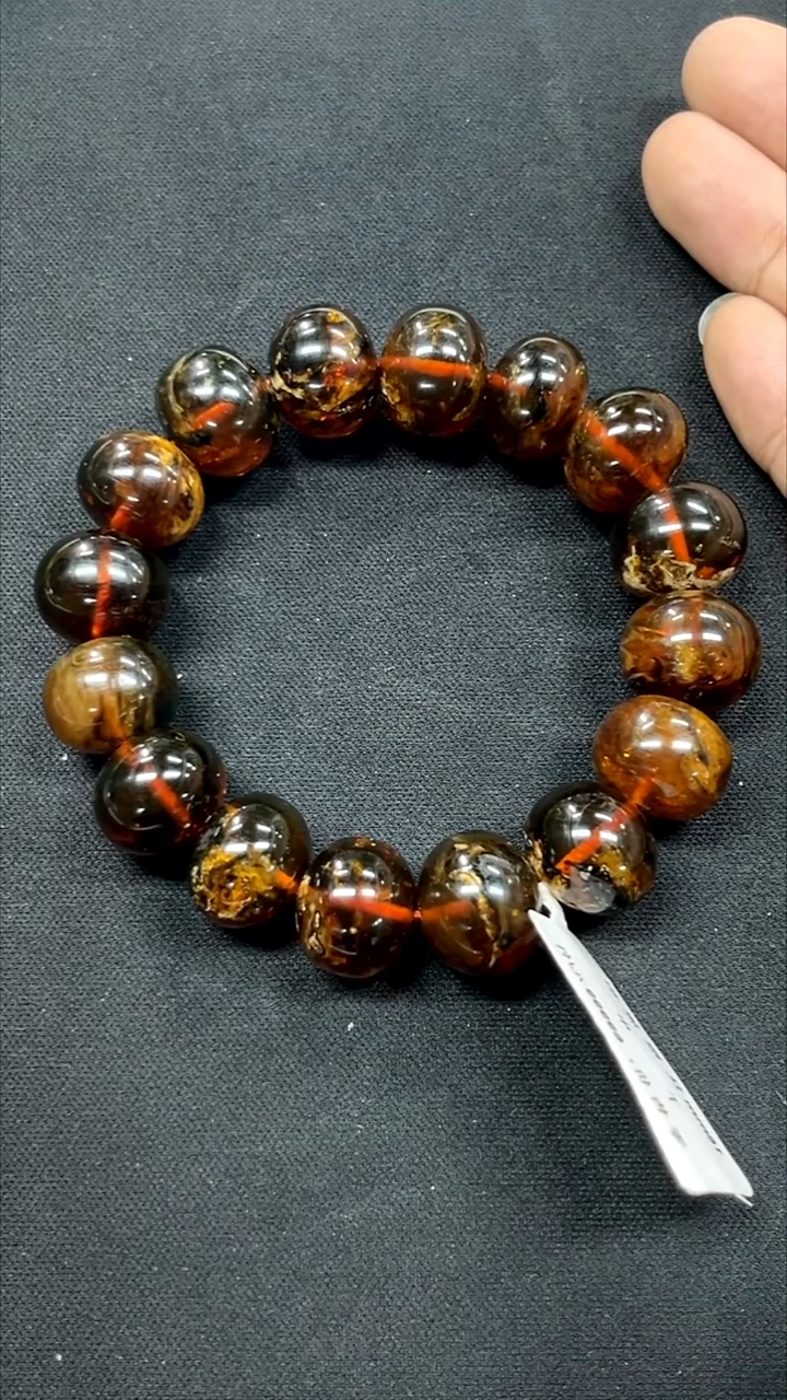 裸石琥珀未镶嵌抚顺琥珀16+花蜡红底多样性发其一