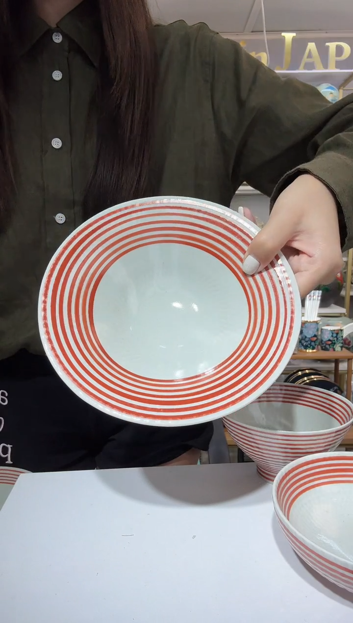 陶瓷和山窑红驹三足钵18.2cmaikoma-016