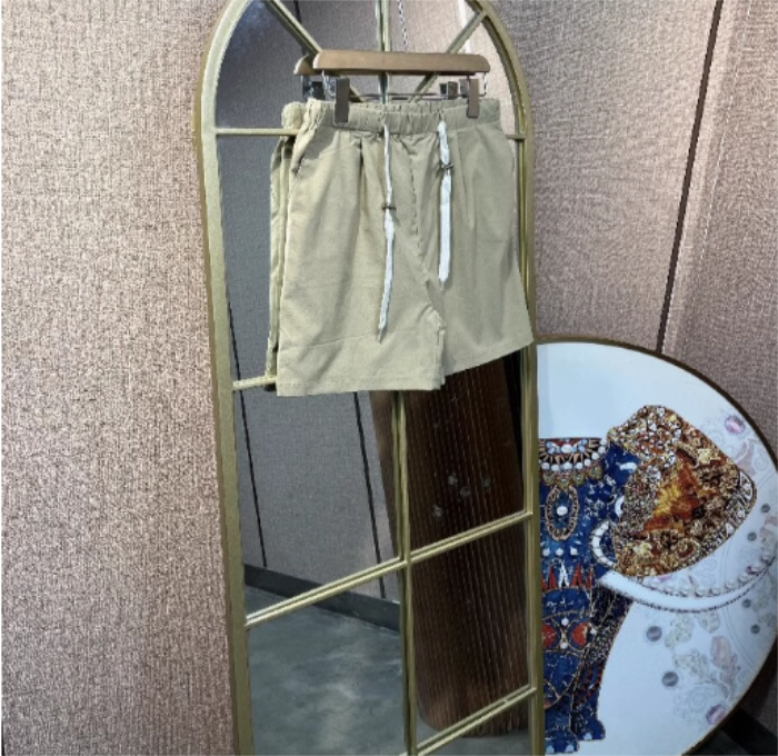 HT108孕妇卡其色短裤M90-110