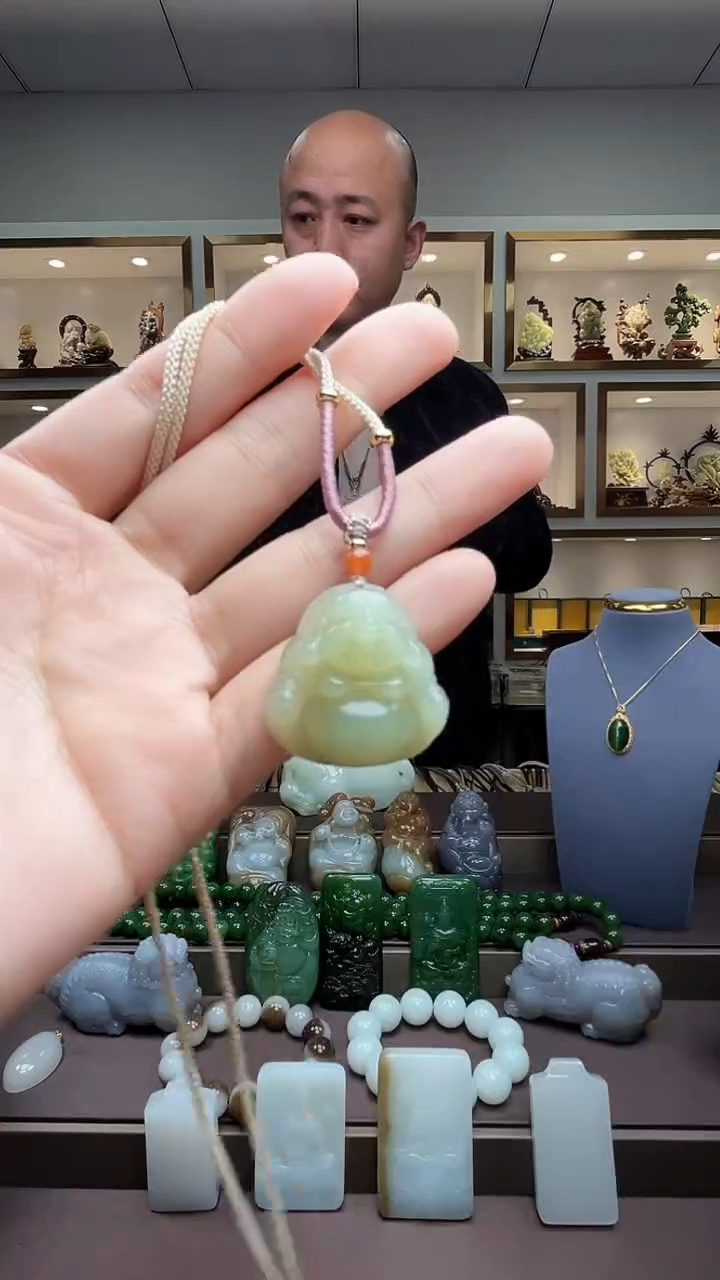 【闪购商品】和田玉颈饰未镶嵌苏