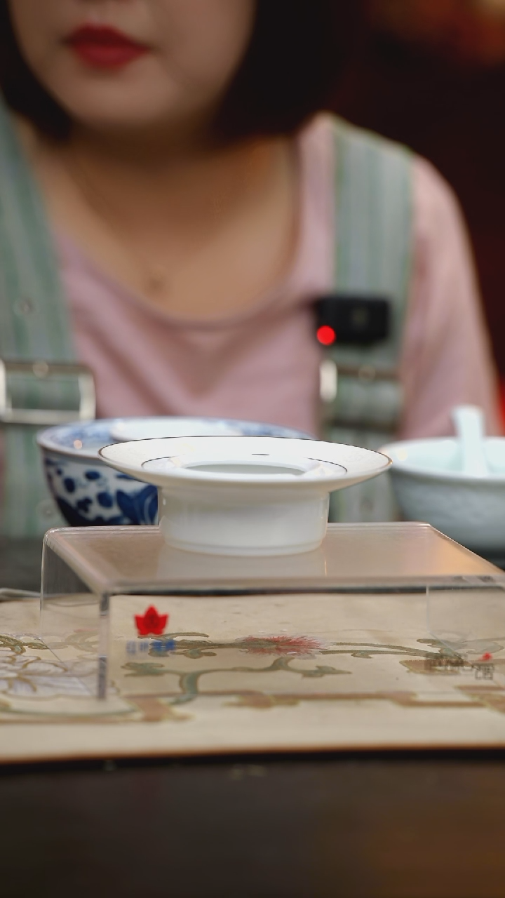 1个微瑕冰雪奇缘莲蓬烟缸