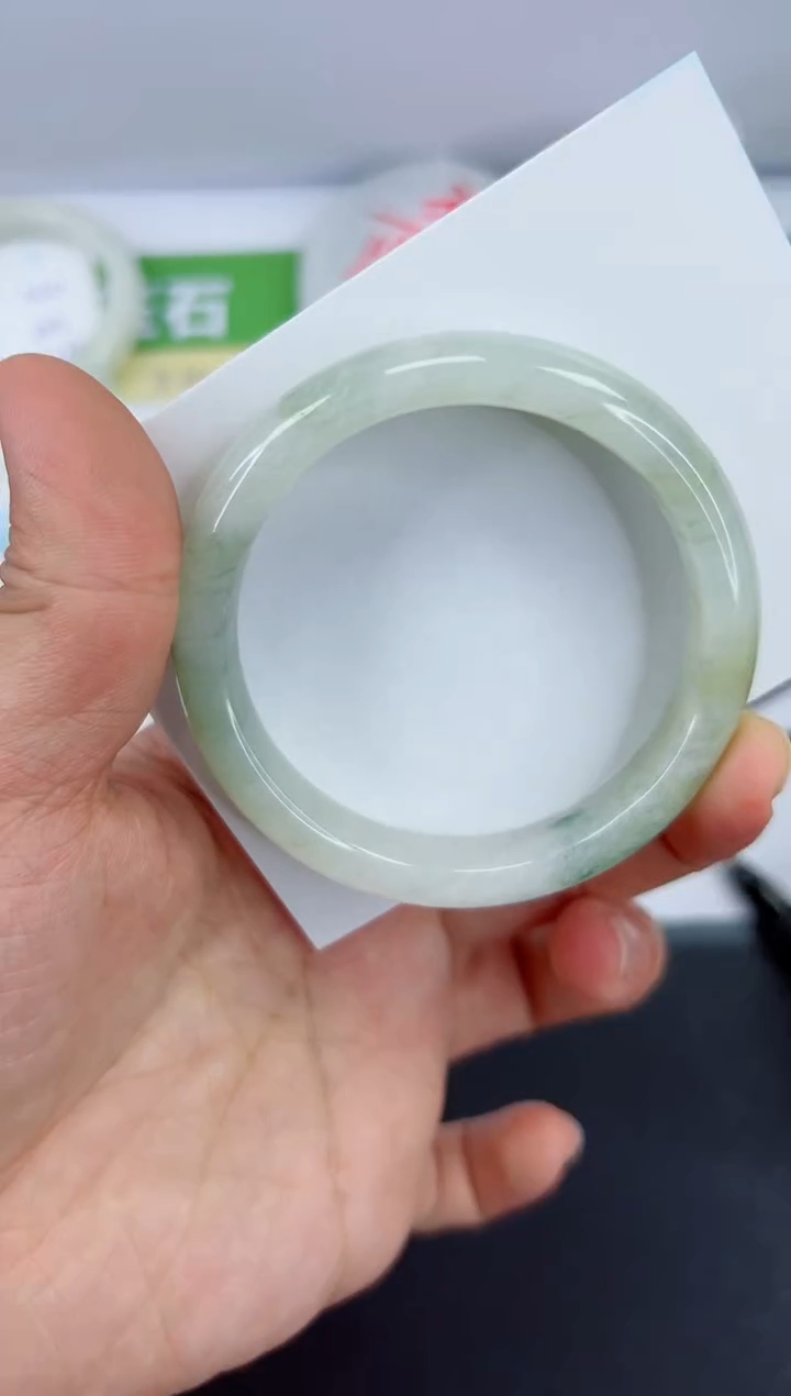 【闪购商品】石英质玉手镯未镶嵌351-54.7