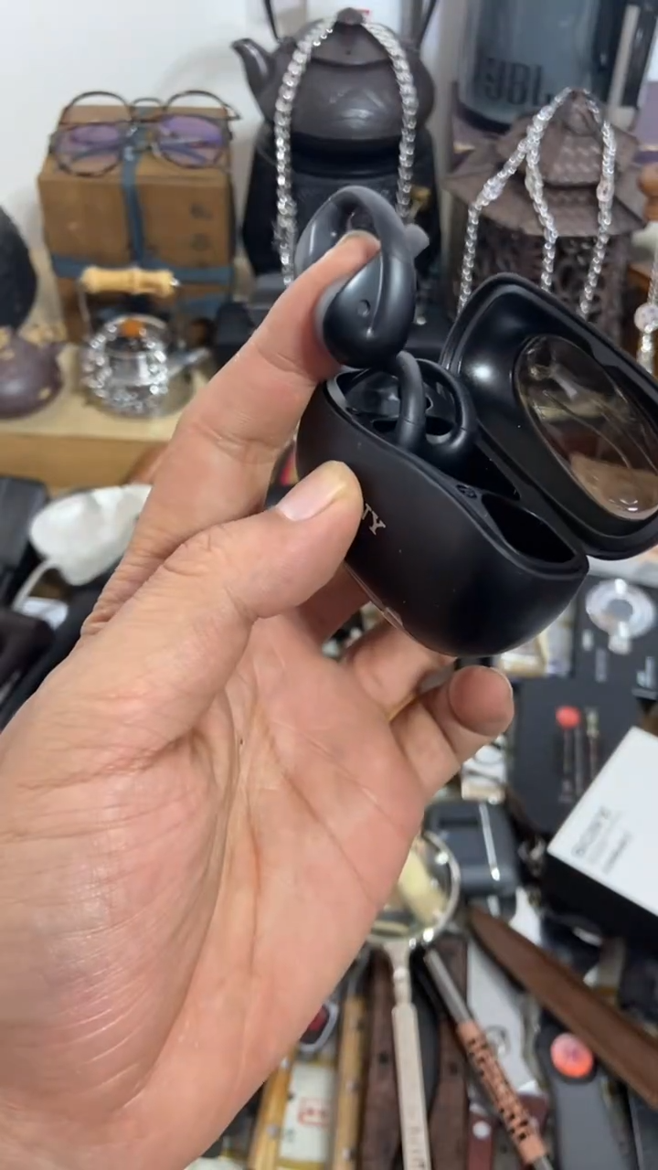 瓷片闪购商品  如图所示