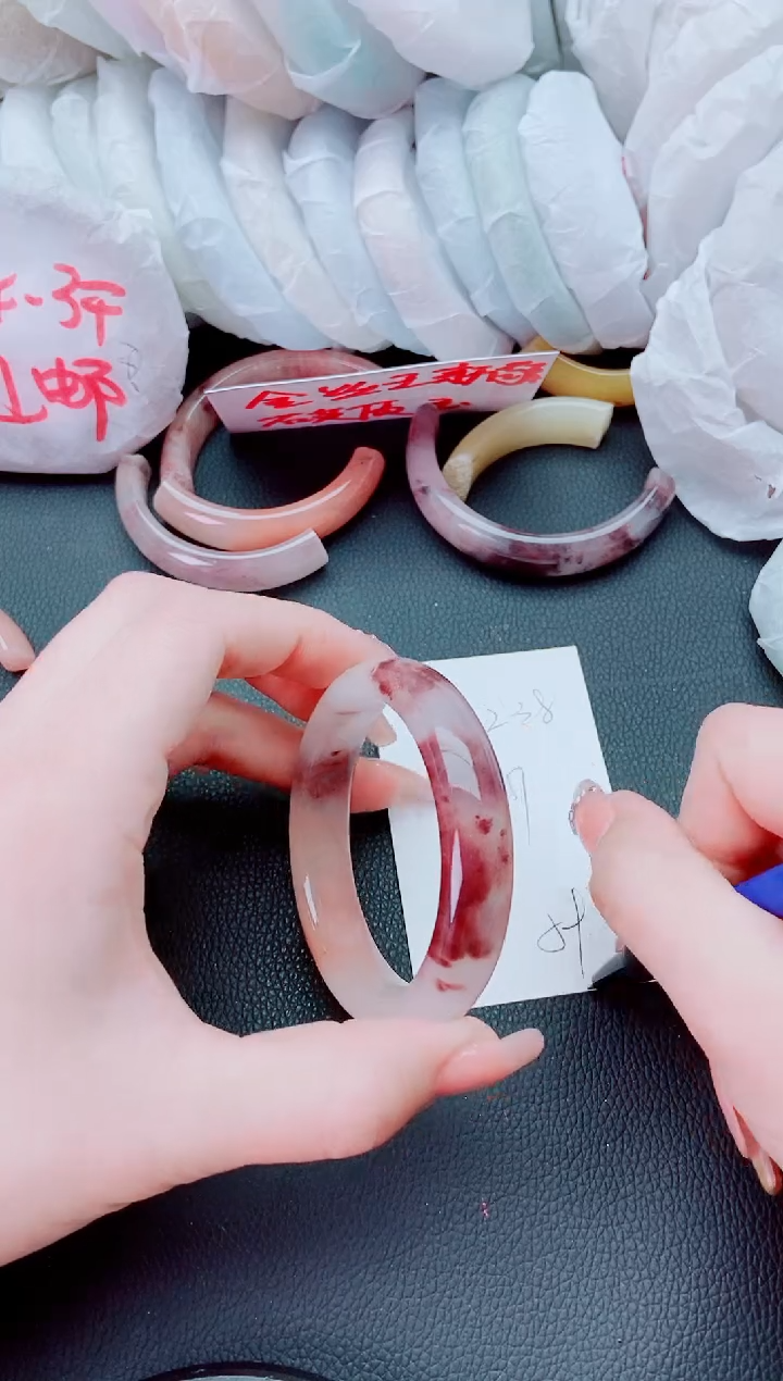 【闪购商品】石英质玉手镯未镶嵌L238-56-57