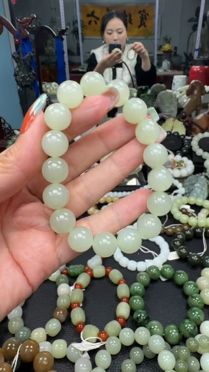 未镶嵌手串和田玉冰晴水卡12