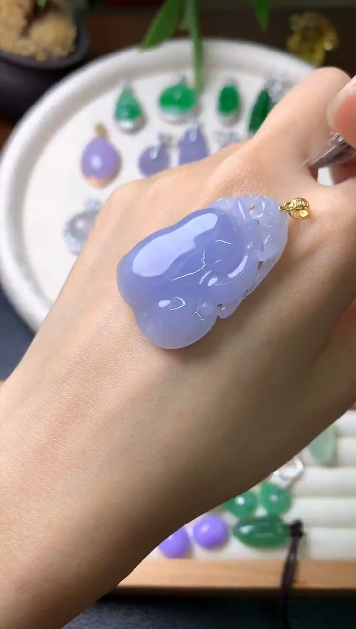 【闪购商品】翡翠吊坠(赠链)18K金镶嵌裸石