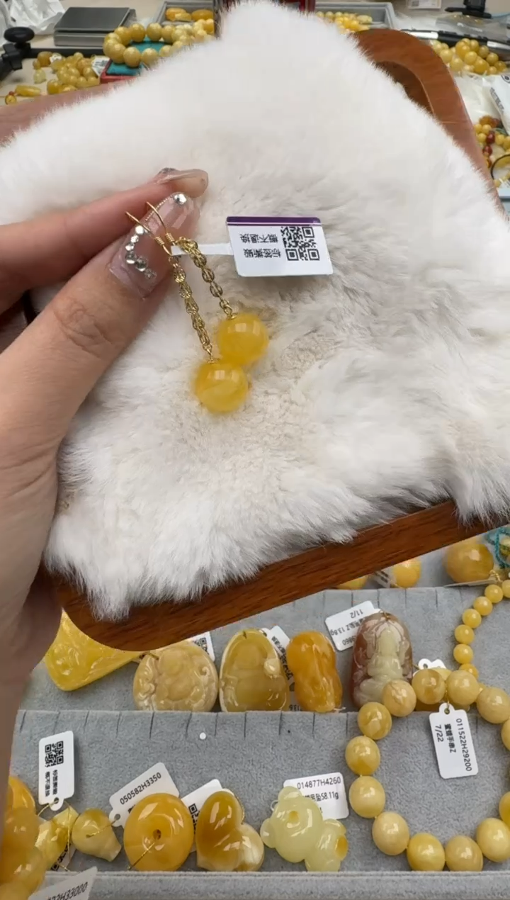 裸石琥珀未镶嵌XD1116