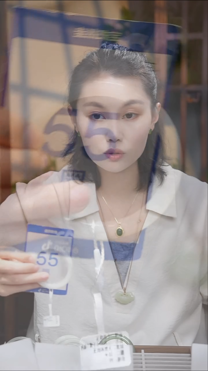 和田玉手镯未镶嵌380