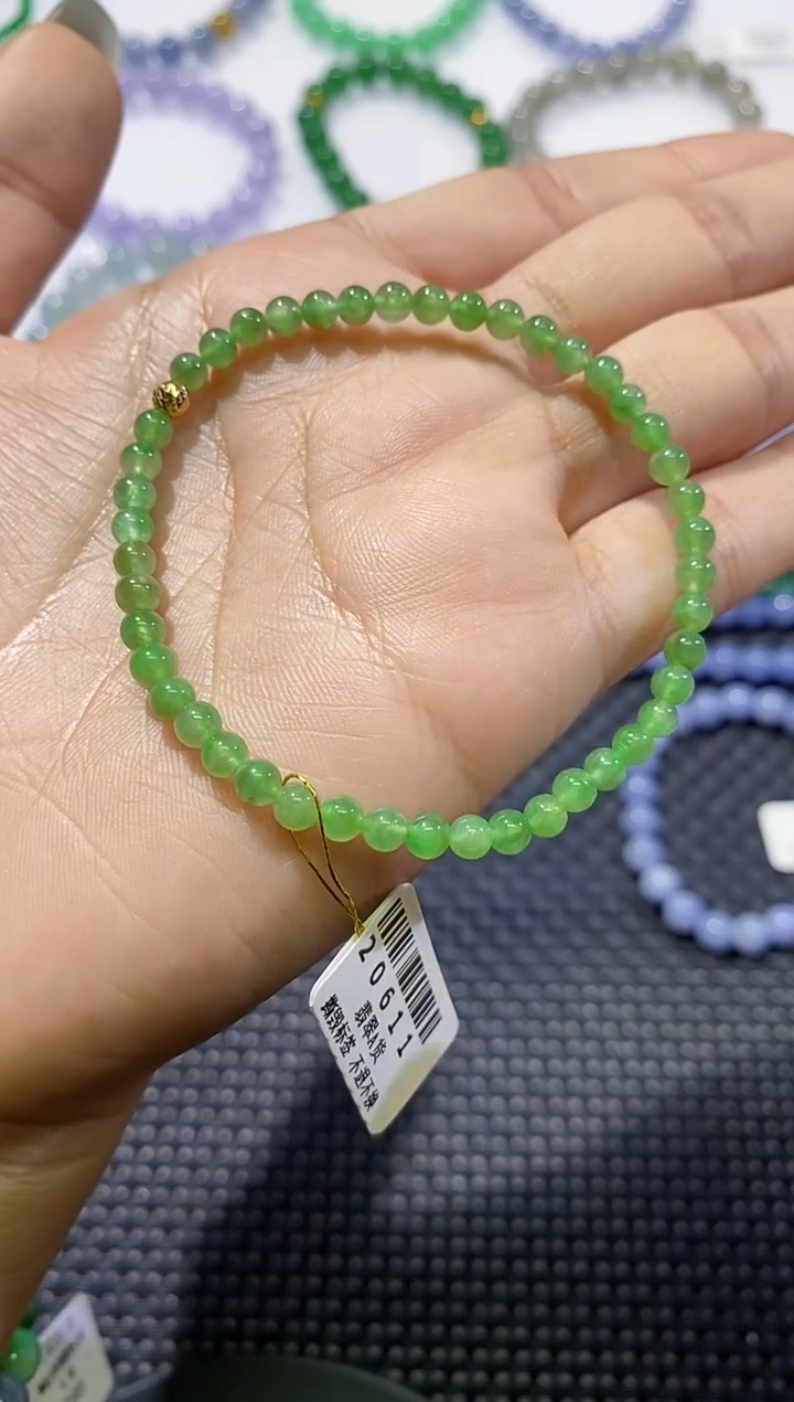 散珠翡翠卡4手串