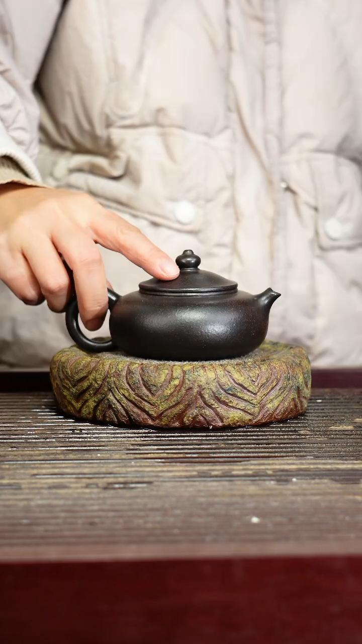 宜兴原矿紫砂壶茶壶宜兴原矿紫砂壶茶壶130C