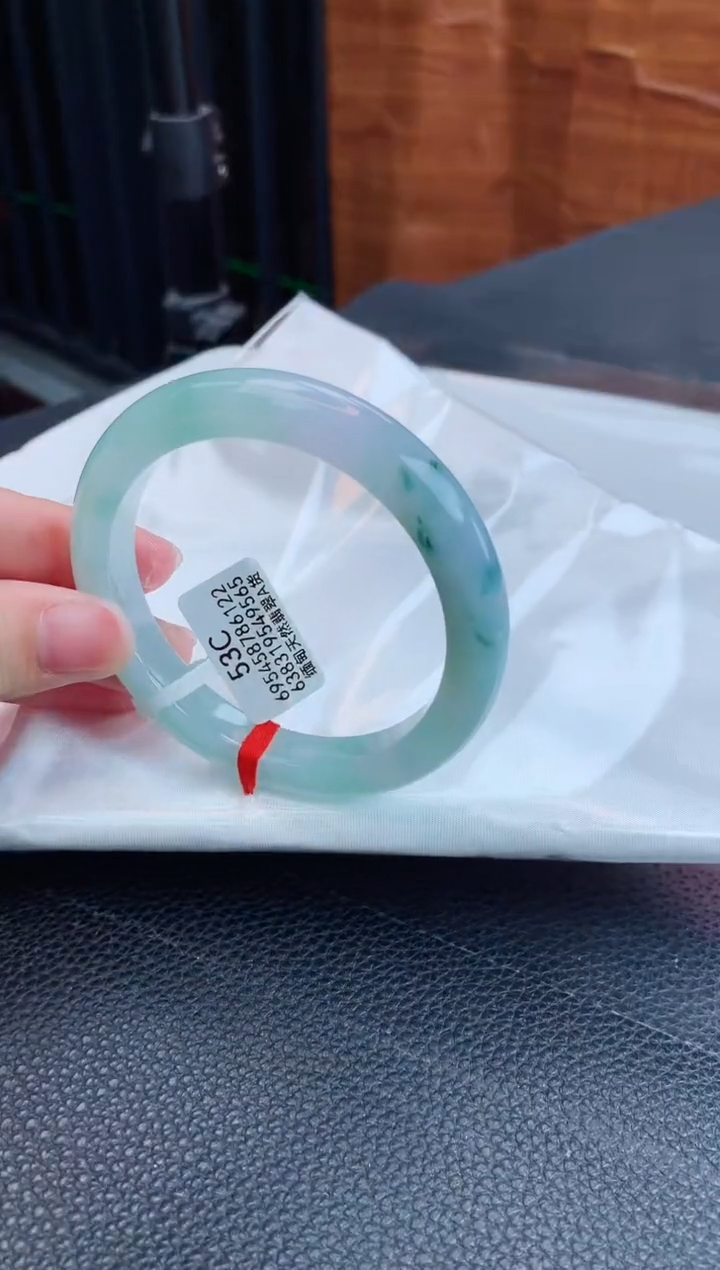 【闪购商品】翡翠手镯未镶嵌缅甸天然翡翠A货手镯