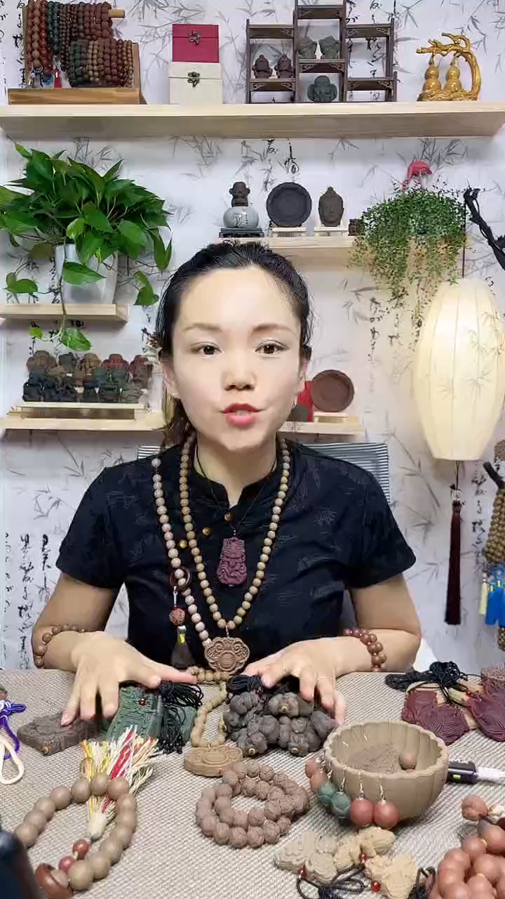 泥塑红麝+菊珀小象耳饰两对