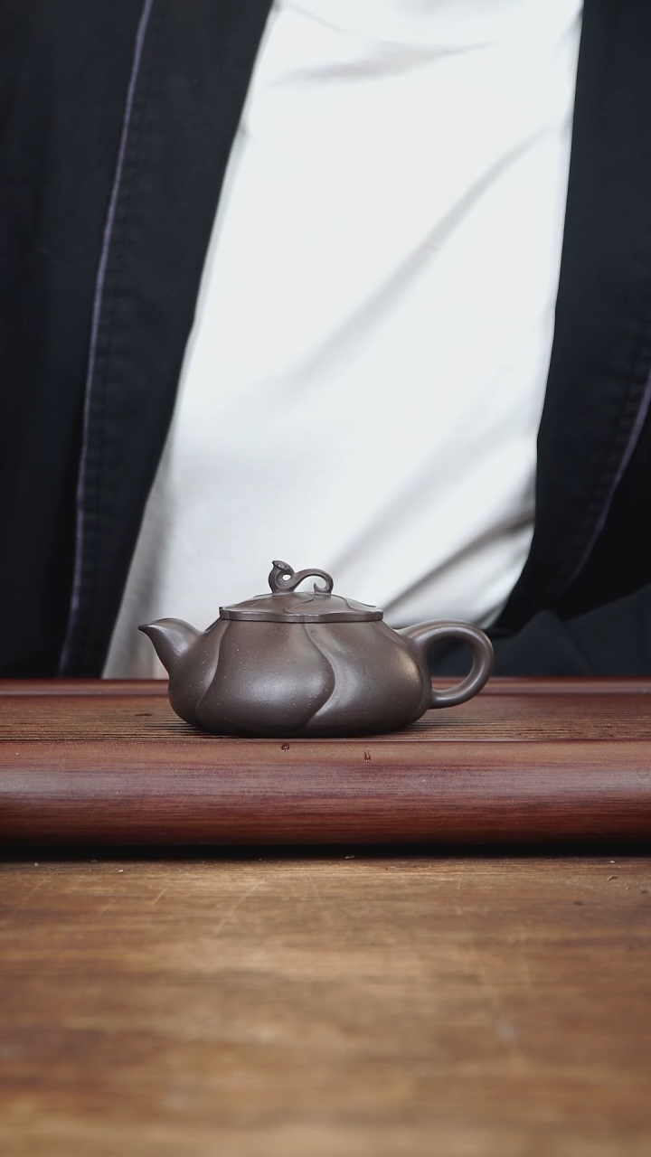 【闪购商品】紫砂茶壶170ml 筋纹如意 天青
