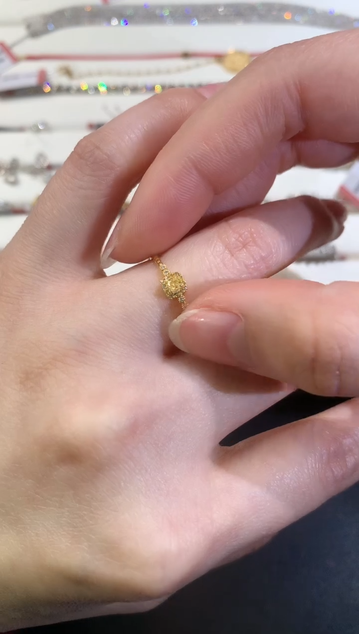 【闪购商品】钻石戒指18K金镶嵌Z204|1380