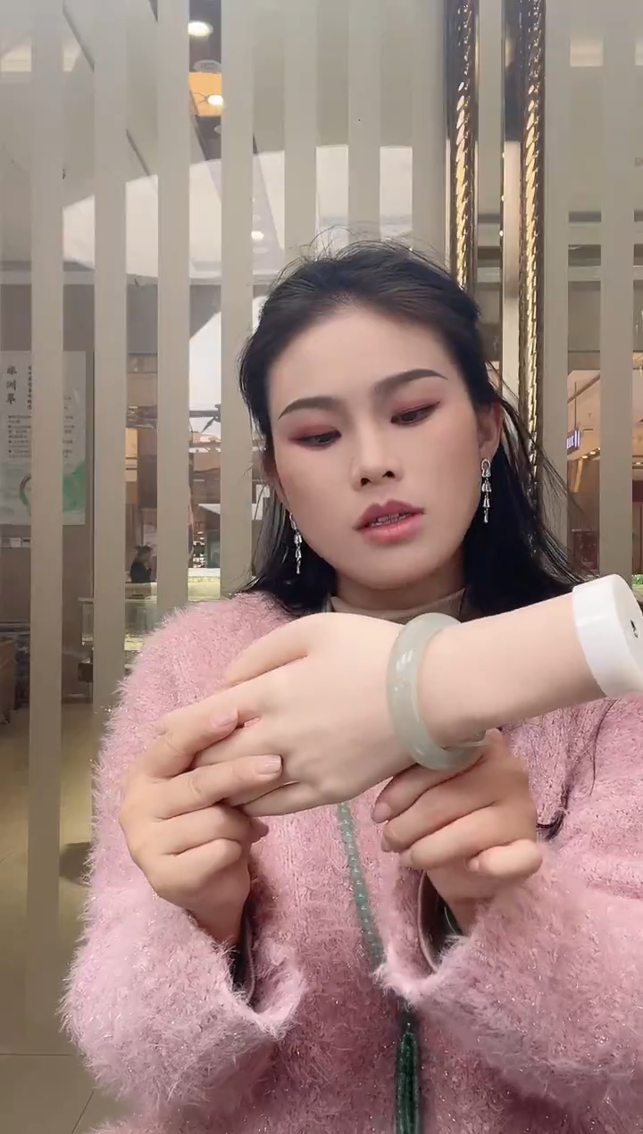 未镶嵌手镯石英质玉21