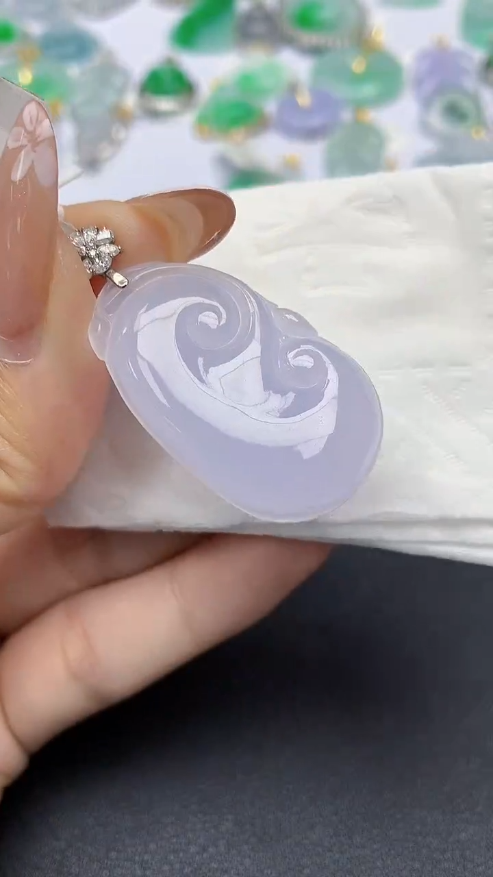 颈饰18K金镶嵌翡翠a货假一赔三支持复检百元上9元证书费自理