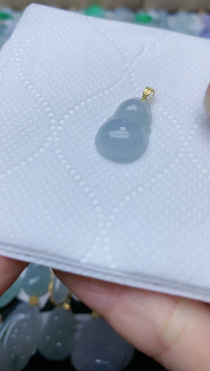 翡翠18K金镶嵌颈饰天然缅甸A货翡翠