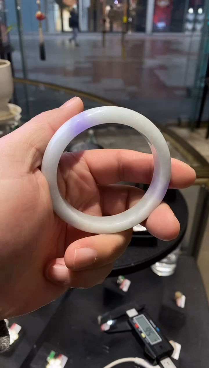 【闪购商品】翡翠手镯未镶嵌亏米福利60.7