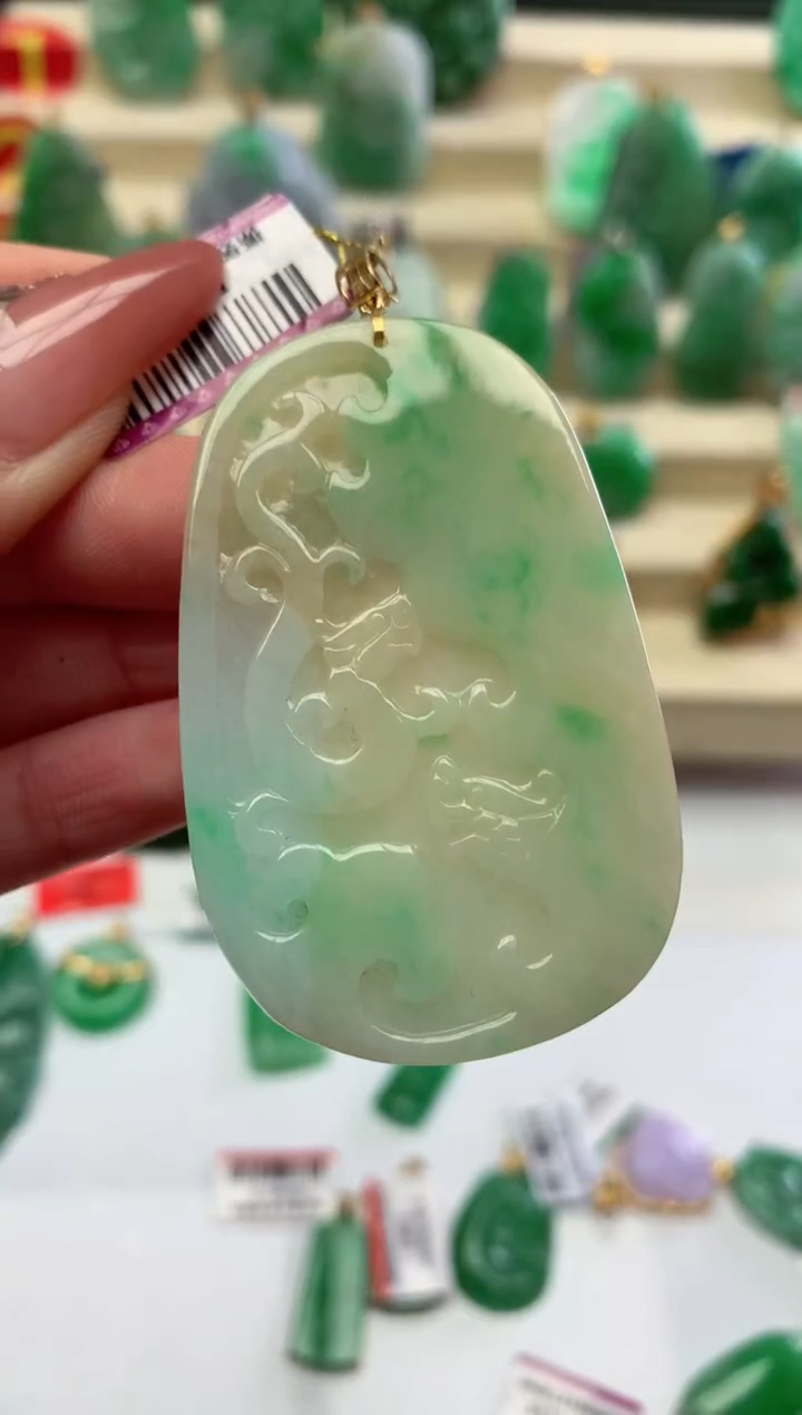 【闪购商品】翡翠颈饰18K金镶嵌挂件