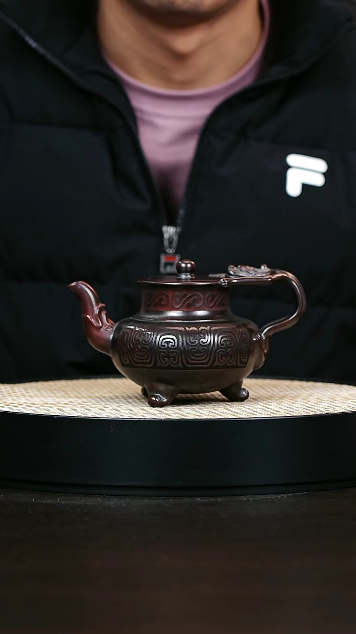 茶壶紫砂明红砂三足龙尊300cc
