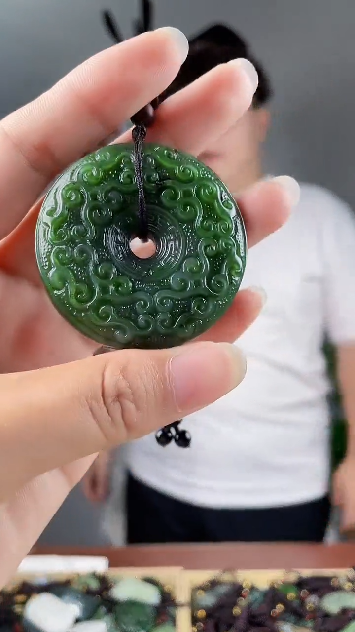 和田玉未镶嵌颈饰拍一发一，多样性发货