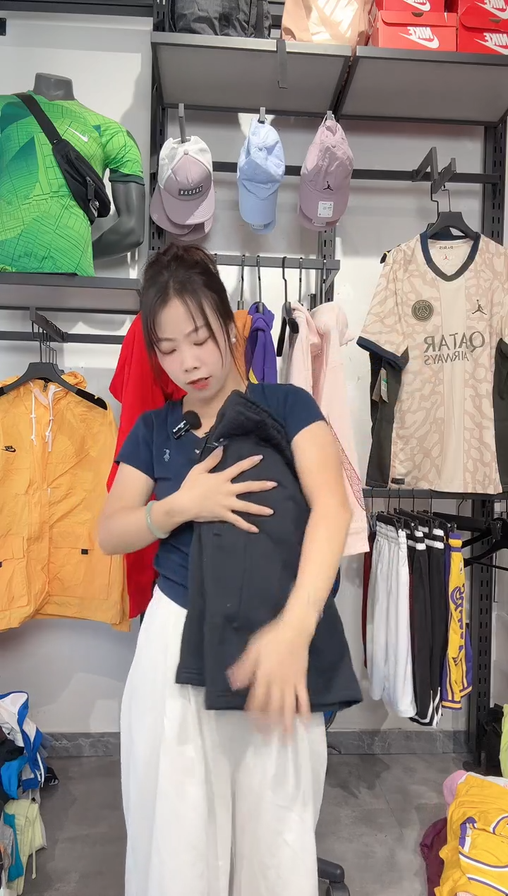 1418   编码 瑕疵款直播间过款为准 尺码XL