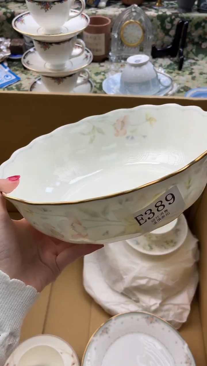 瓷片?       E389