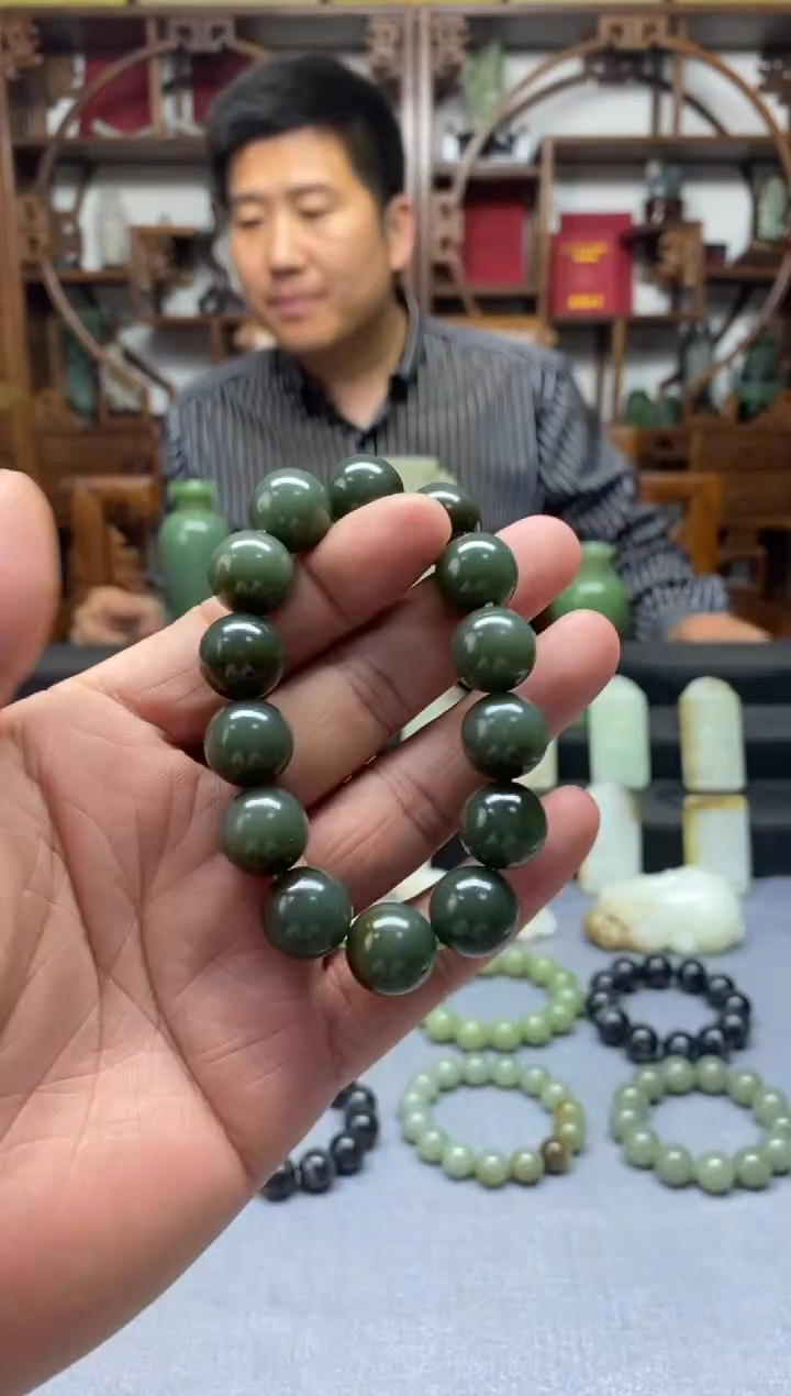 和田玉未镶嵌挂件和田玉手串