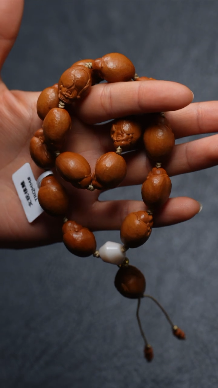 【闪购商品】橄榄核吊坠橄榄核