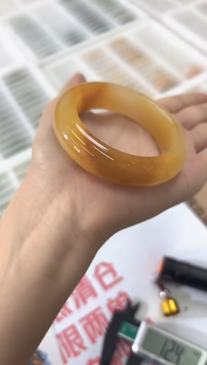 未镶嵌手镯石英质玉37-52