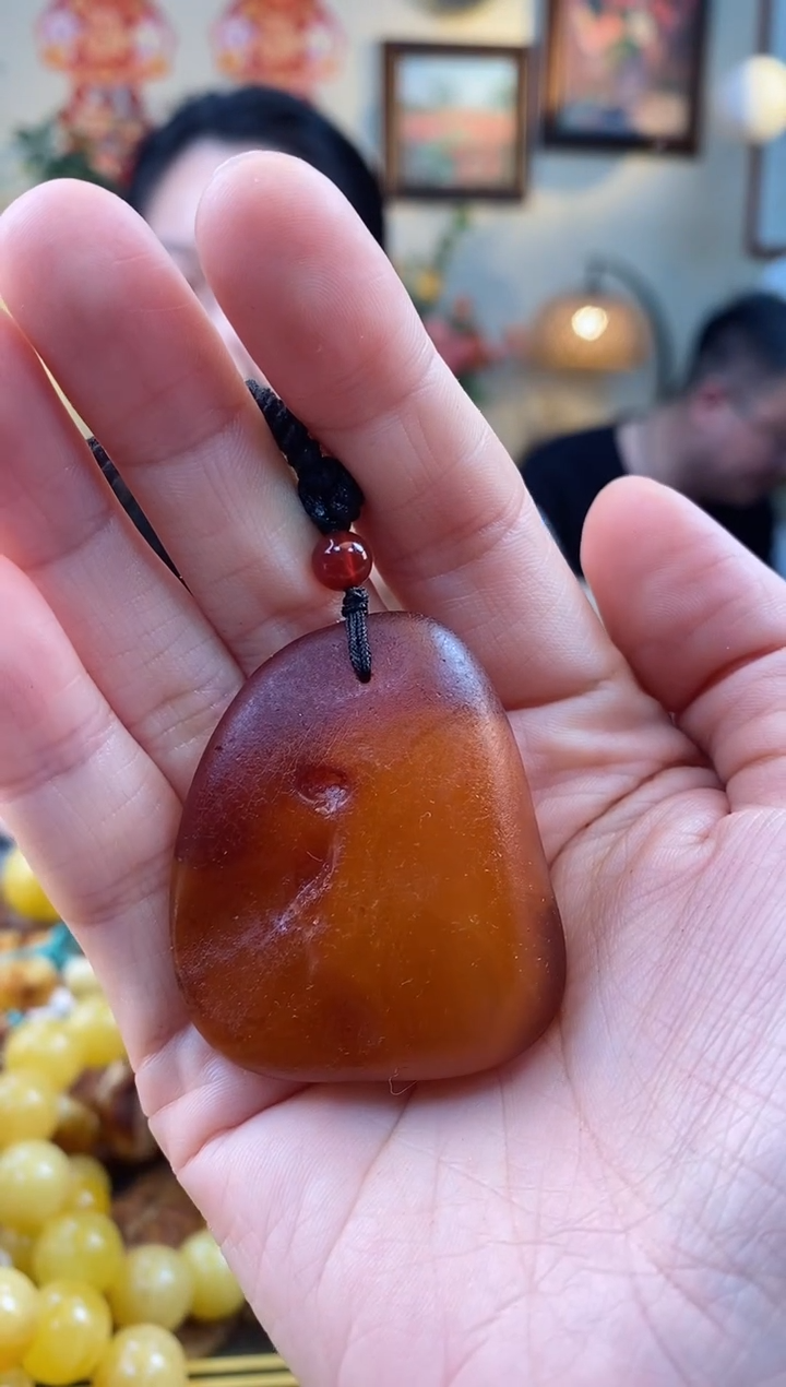 【闪购商品】琥珀手串未镶嵌吊坠