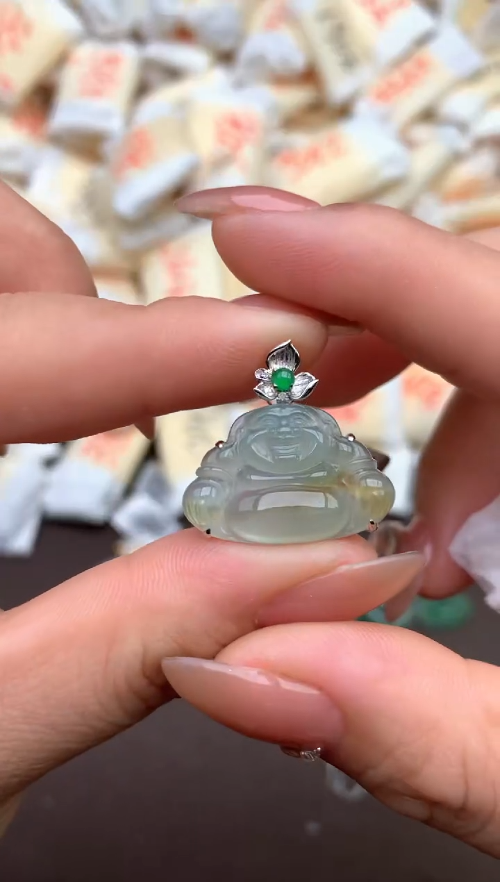 【闪购商品】翡翠挂件18K金镶嵌— 