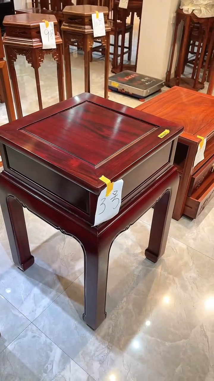 黑酸枝木类成套家具角几48*48*73