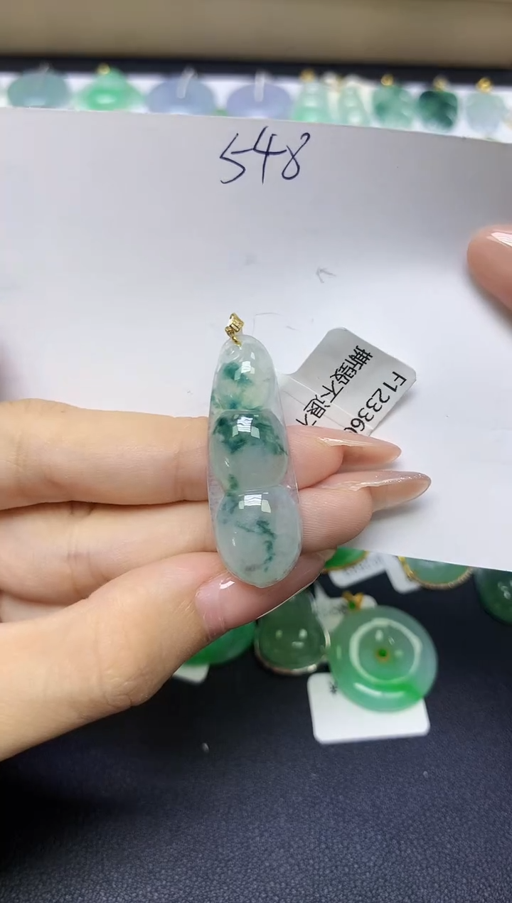 颈饰18K金镶嵌翡翠天然缅甸A货翡翠百元以上9元证书费自理