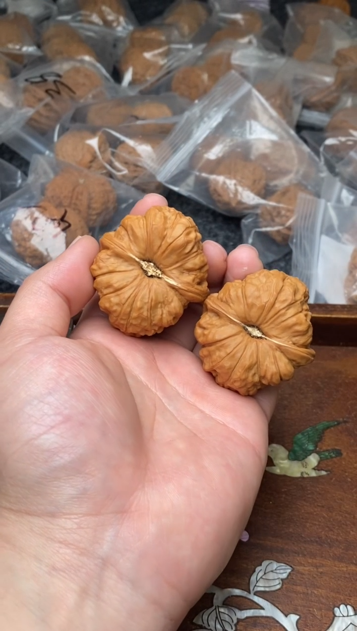 【闪购商品】文玩核桃把件G80号43尺南瓜