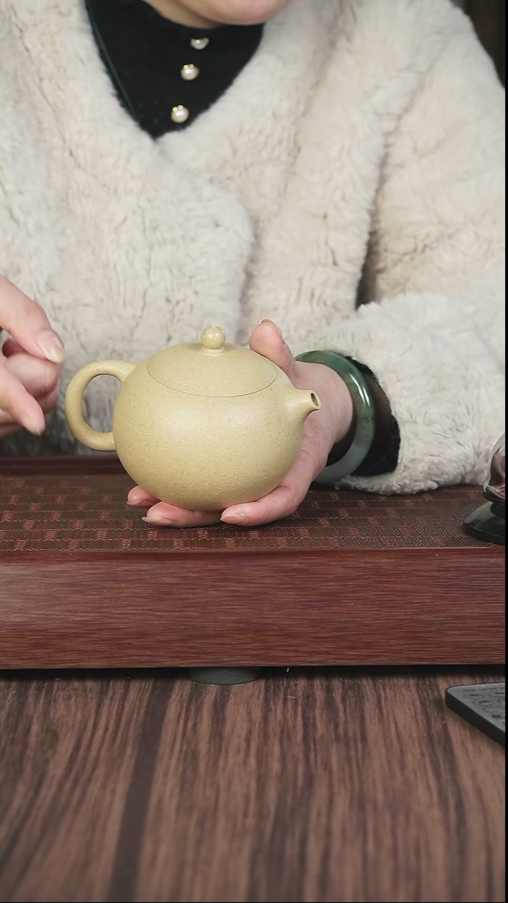 【闪购商品】紫砂茶壶xj  本绿  西施