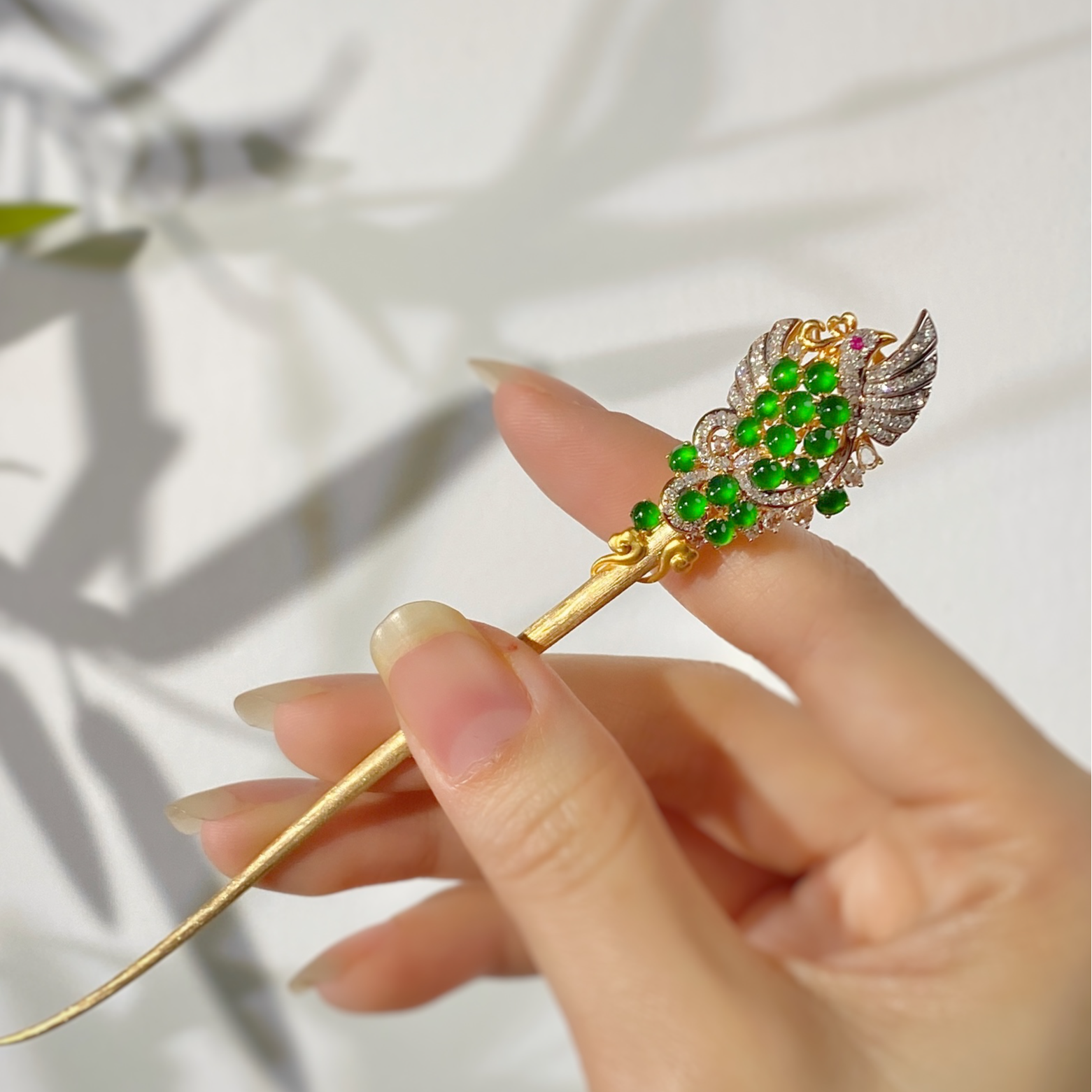 【点石翡翠甄选】设计款高奢18K金镶嵌绿蛋翡翠发簪三用款吊坠胸针