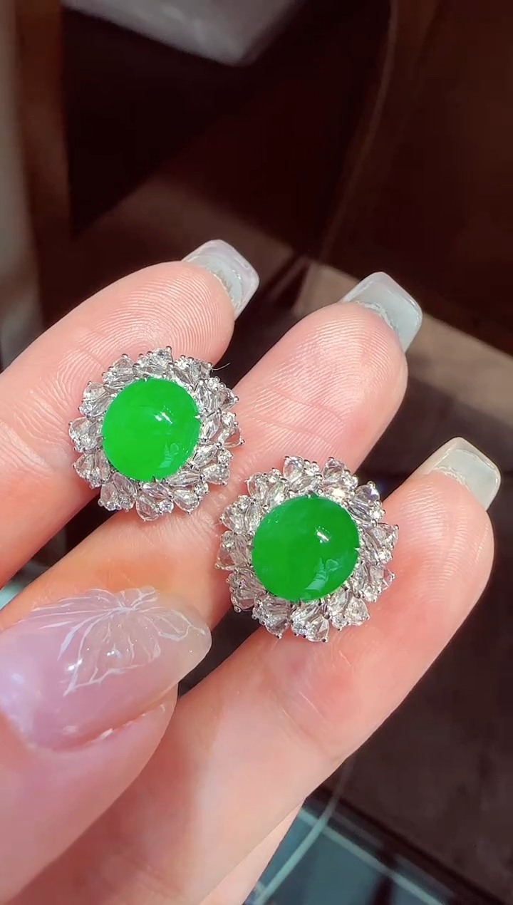 【闪购商品】翡翠耳环18K金镶嵌耳包