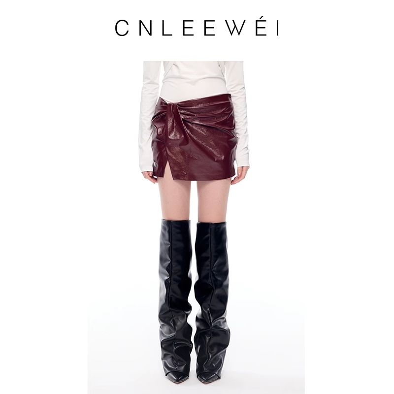 CNLEEWEI2025春夏新款扭结设计感热辣超短时尚百搭皮短裙