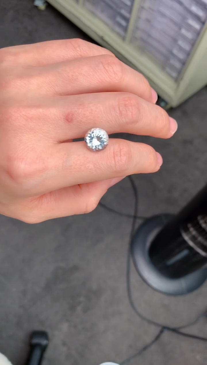 【闪购商品】绿柱石裸石未镶嵌3.8ct白海蓝