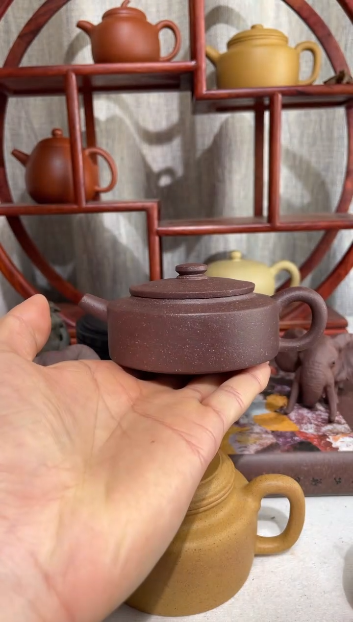 【闪购商品】紫砂茶壶千禧紫泥手工泥周盘120cc