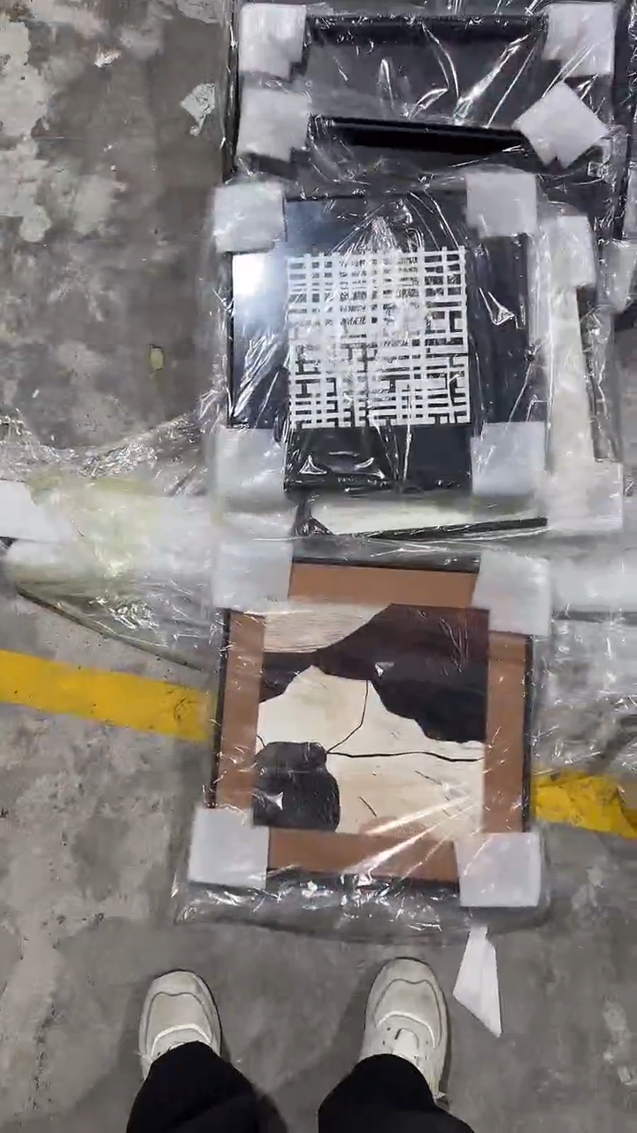 竖款仓库清货  默认瑕疵