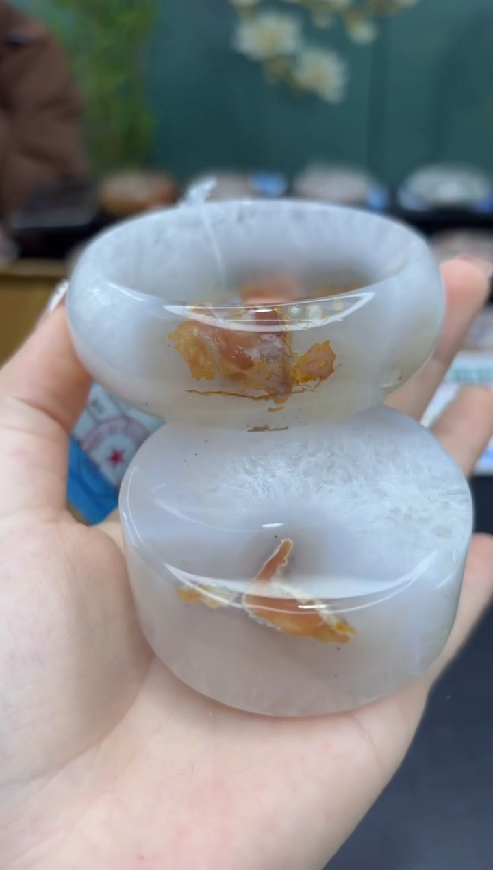 石英质玉未镶嵌手镯A18(62圈赠送镯心)