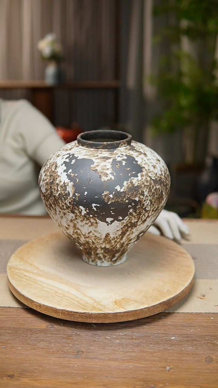 【闪购商品】陶瓷     花器诧寂黑月亮罐