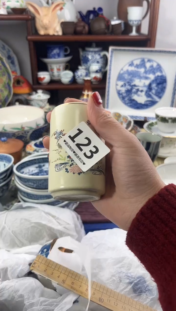 【闪购商品】瓷片123..............