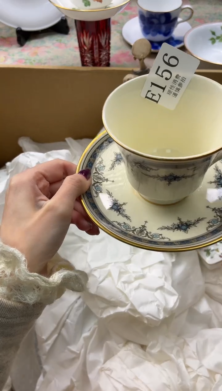 瓷片花**风       E156