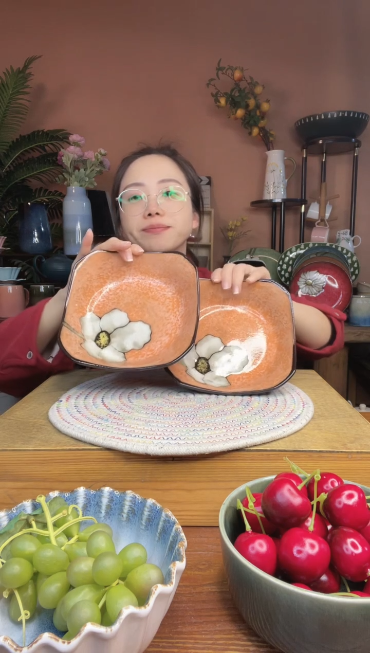 陶瓷7英寸手绘四方深盘 2件 微瑕疵