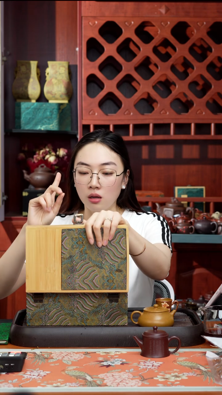 茶壶紫砂月光宝盒E006